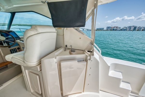 2011 Tiara Yachts 35