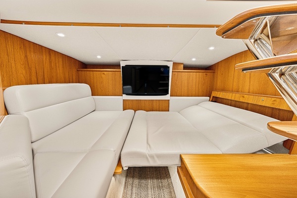 2011 Tiara Yachts 35