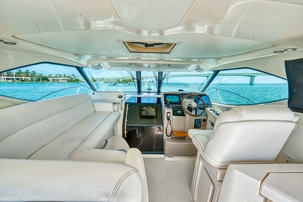 2011 Tiara Yachts 35