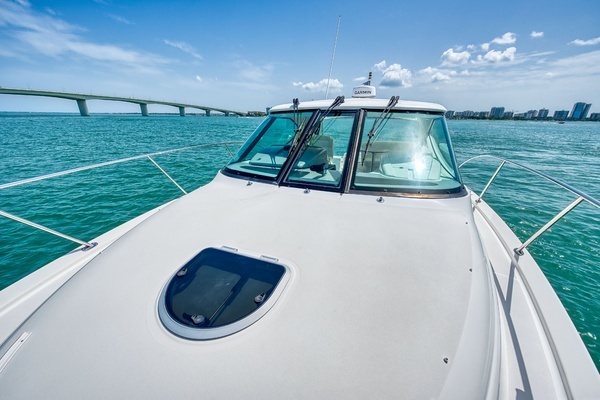 2011 Tiara Yachts 35