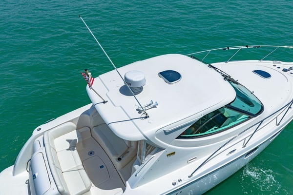 2011 Tiara Yachts 35