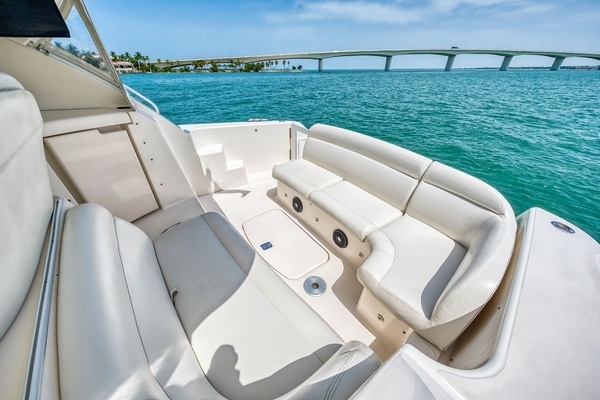 2011 Tiara Yachts 35