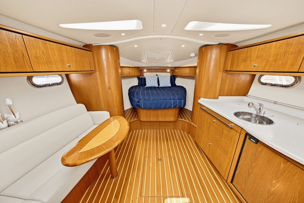 2011 Tiara Yachts 35