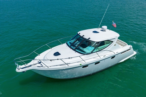 2011 Tiara Yachts 35