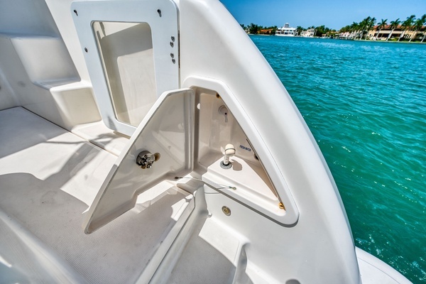 2011 Tiara Yachts 35