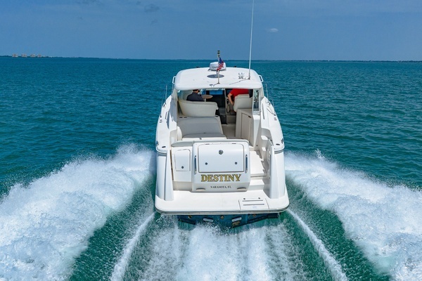 2011 Tiara Yachts 35