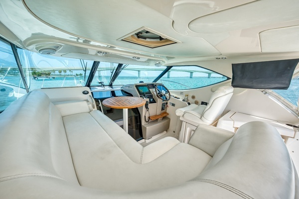 2011 Tiara Yachts 35