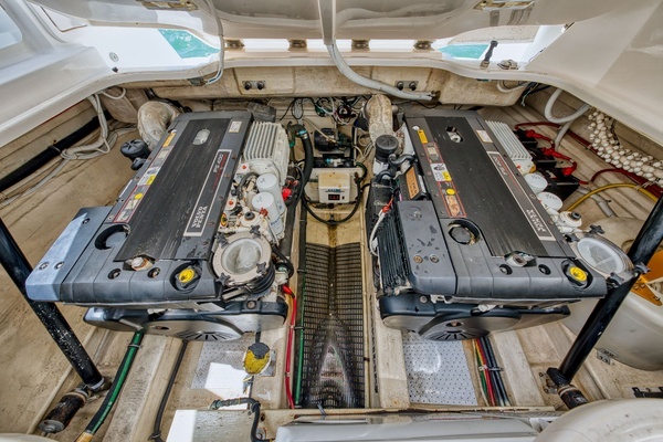 2011 Tiara Yachts 35