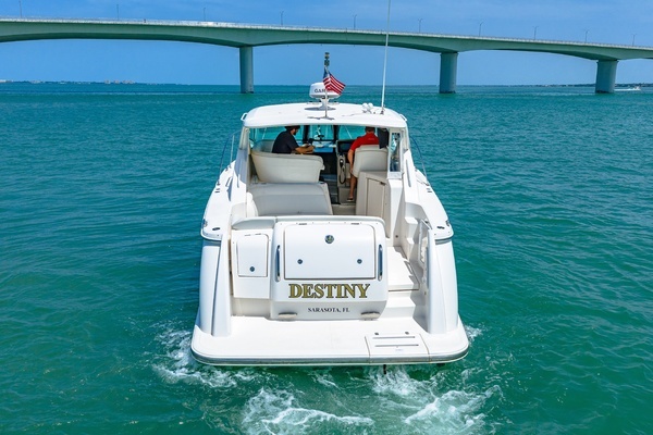 2011 Tiara Yachts 35