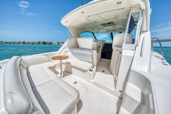 2011 Tiara Yachts 35