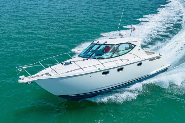 2011 Tiara Yachts 35
