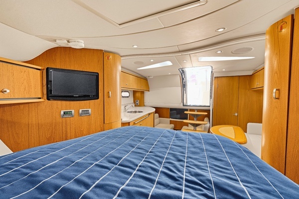 2011 Tiara Yachts 35