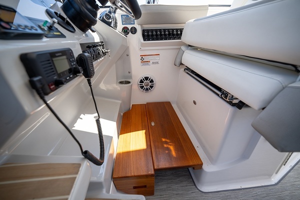 2019 Regal 35