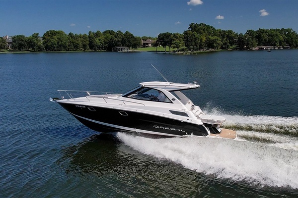 2019 Regal 35