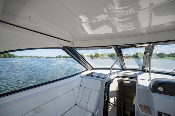Walkthrough  windshield