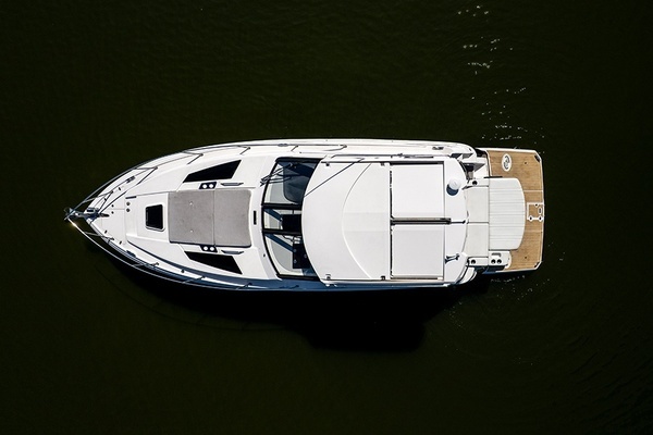2019 Regal 35