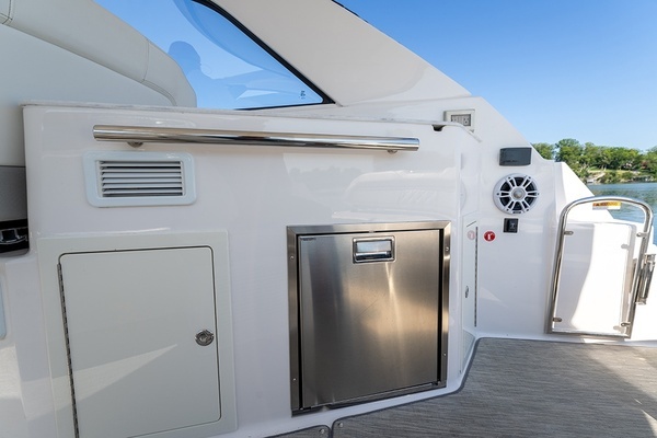 2019 Regal 35