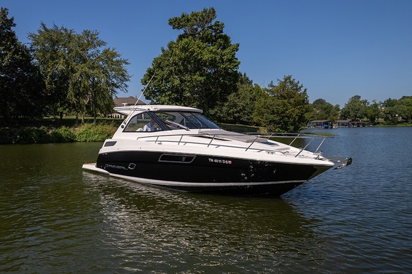 Stbd bow profile
