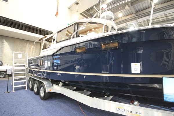2027 Ranger Tugs R-27 Luxury Edition, Image 1 