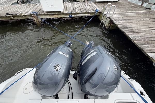 25ft Sea Hunt Yacht For Sale