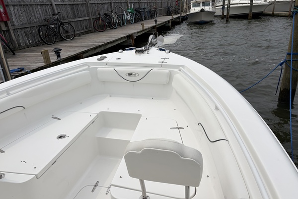 25ft Sea Hunt Yacht For Sale