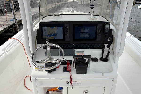 25ft Sea Hunt Yacht For Sale