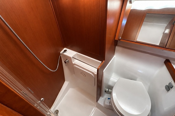 40ft Beneteau Yacht For Sale