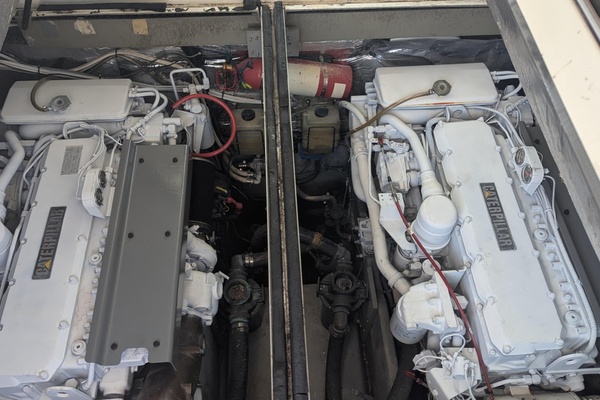 44ft Sea Ray Yacht For Sale