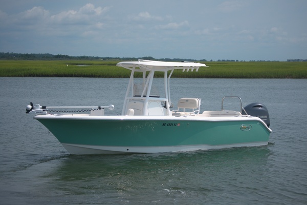 23ft Sea Hunt Yacht For Sale