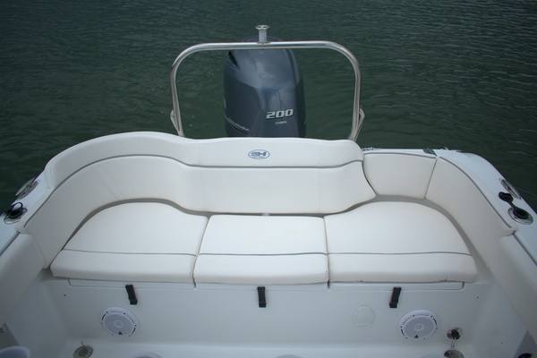 23ft Sea Hunt Yacht For Sale