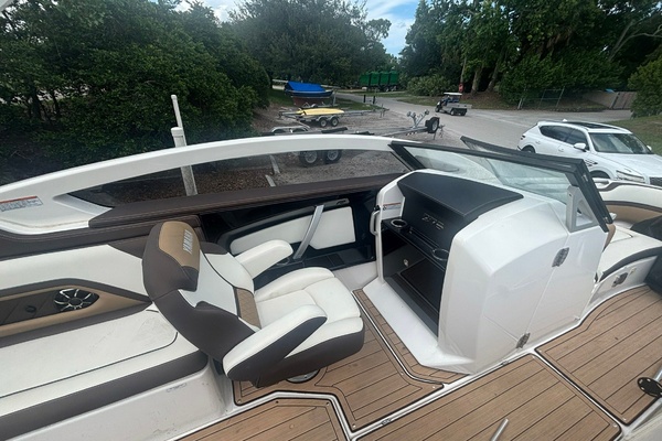27ft Yamaha Boats Yacht For Sale