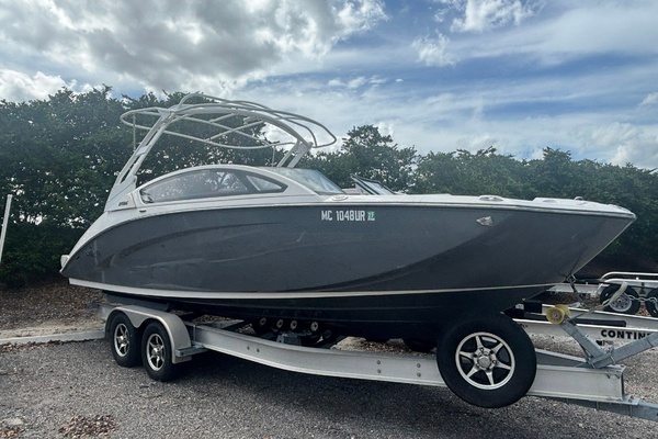 27ft Yamaha Boats Yacht For Sale