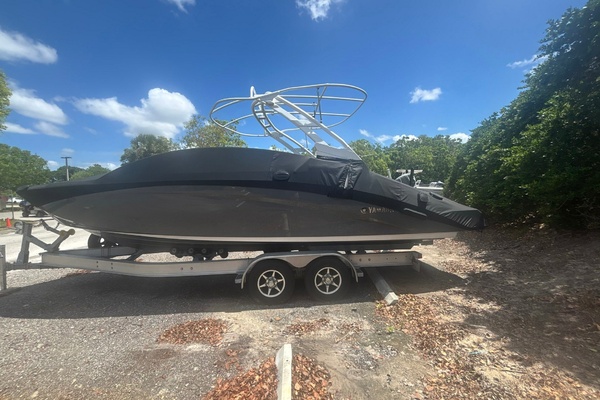 27ft Yamaha Boats Yacht For Sale