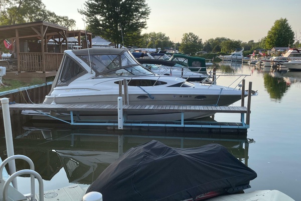30ft Regal Yacht For Sale