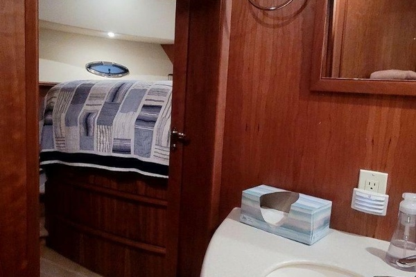 Omni1 41ft Silverton Yacht For Sale