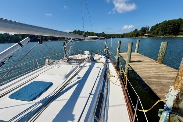 Photo of the 2002 Bavaria 44 "Third Star"