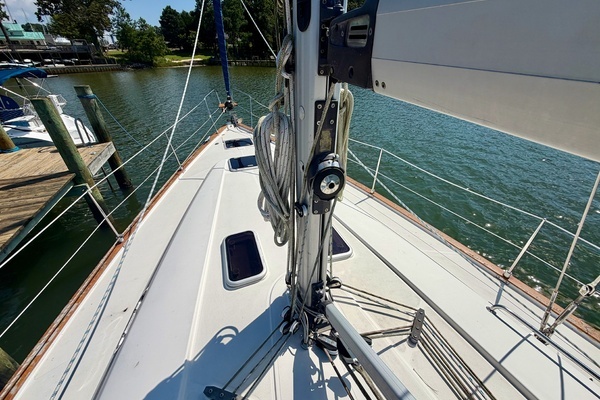 Photo of the 2002 Bavaria 44 "Third Star"