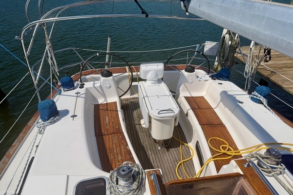 Photo of the 2002 Bavaria 44 "Third Star"