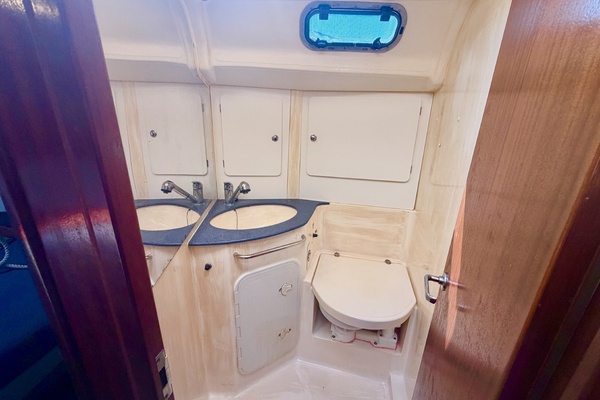 Third Star 45ft Bavaria Yacht For Sale