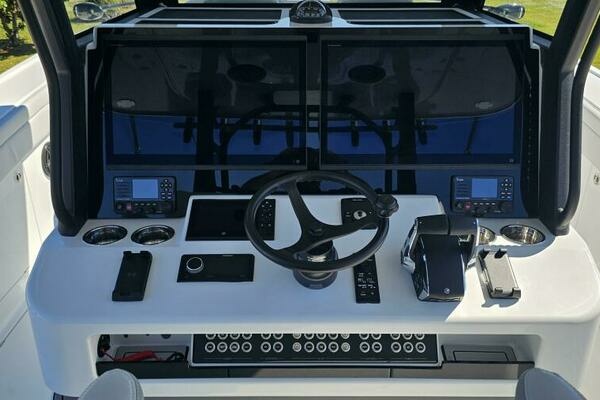 Costa Custom 34SV Yacht For Sale