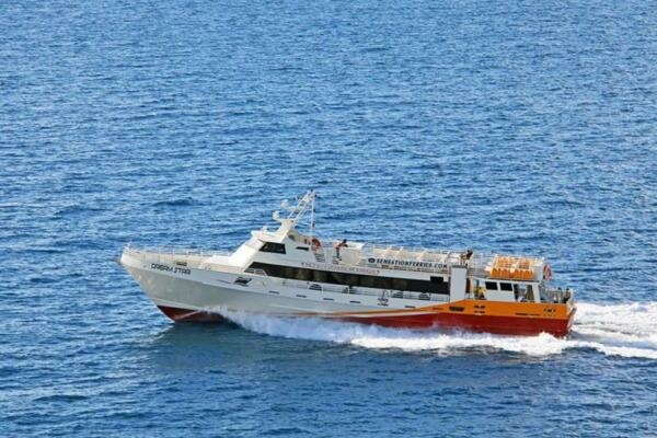Custom Camcraft / Midship Marine High Speed Passenger Vessel Yacht For Sale