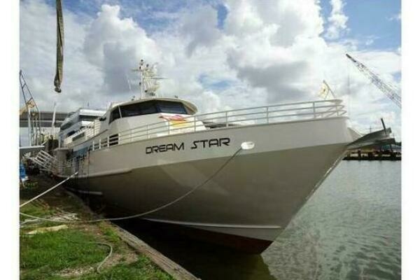 Custom Camcraft / Midship Marine High Speed Passenger Vessel Yacht For Sale