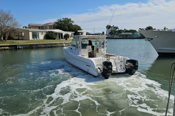 K DEE 32ft World Cat Yacht For Sale