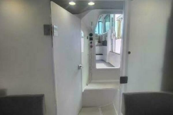 37ft Axopar Yacht For Sale