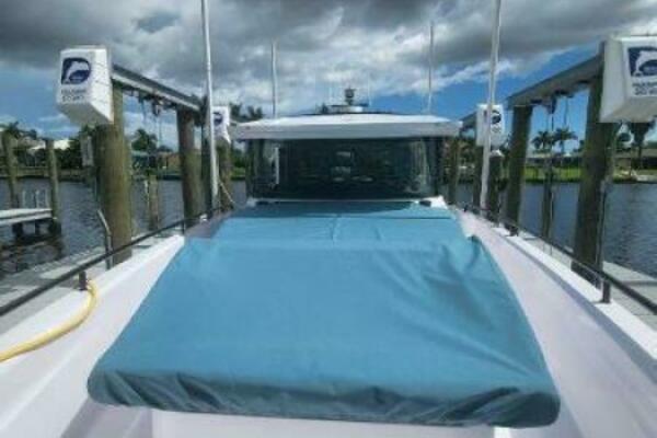 37ft Axopar Yacht For Sale