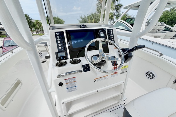 22ft Robalo Yacht For Sale