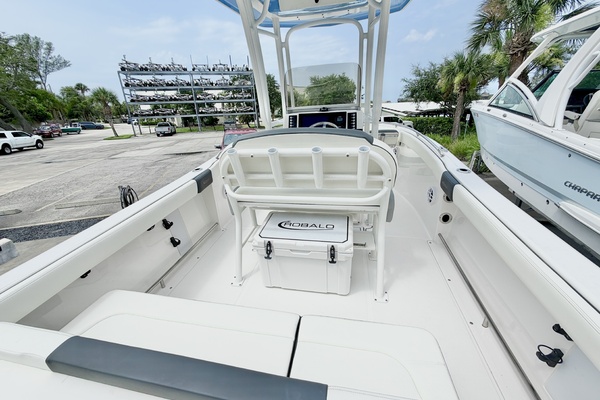 22ft Robalo Yacht For Sale