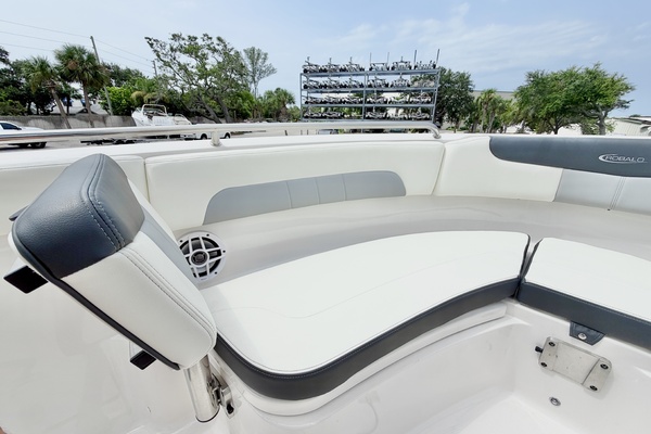 22ft Robalo Yacht For Sale