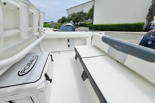 22ft Robalo Yacht For Sale