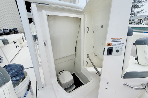 22ft Robalo Yacht For Sale